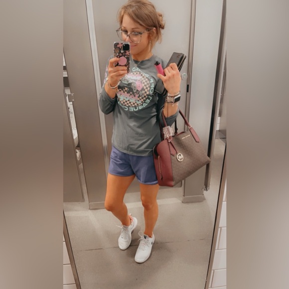 Meet your Posher, Virginia - Picture 4 of 11